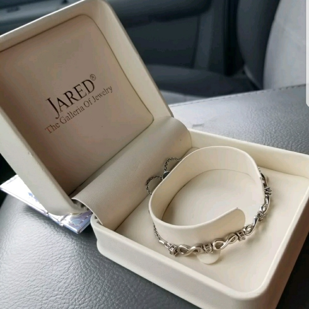 Diamond bracelet